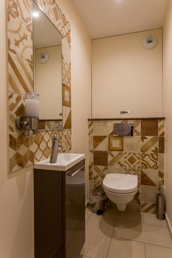 Appartement Avec Terrasse "Musslin" Colmar Kültér fotó